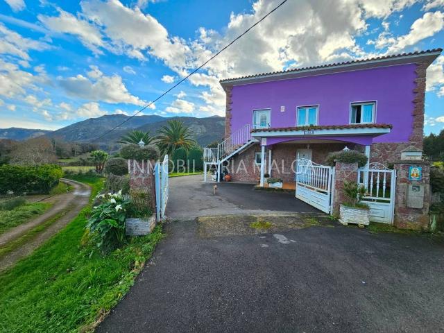 Casa chalet en Venta en Colunga