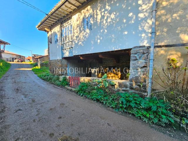 Casa chalet en Venta en Colunga