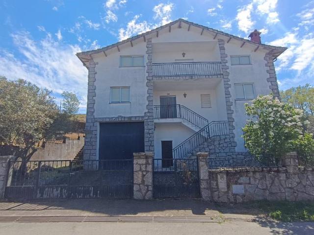 Casa chalet en Venta en Colmenar de Montemayor