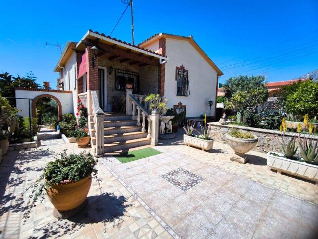 Casa chalet en Venta en Coloma