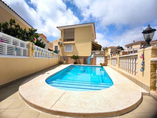 Casa chalet en Venta en Coloma