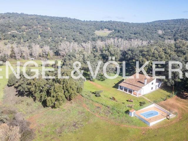 Casa chalet en Venta en Cortegana