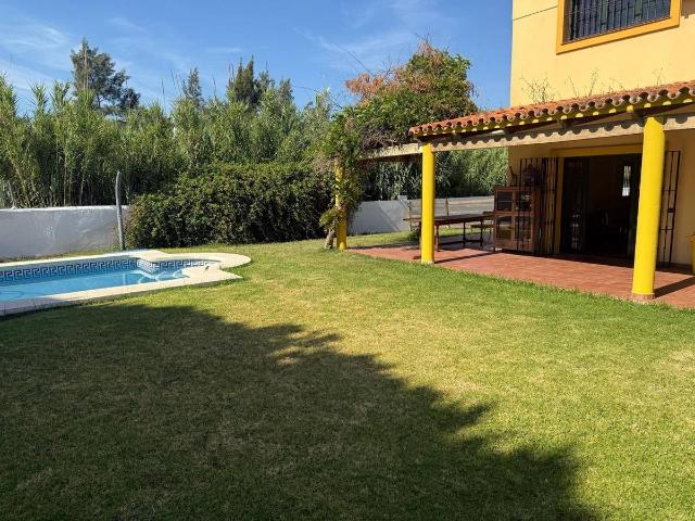Casa chalet en Venta en Los Pinos