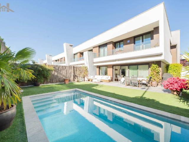 Casa chalet en Venta en Cortijo Sur