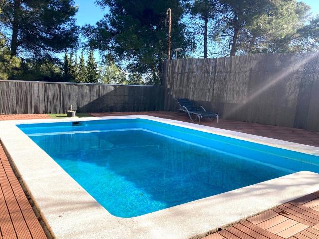 Casa chalet en Venta en Corbera de Llobregat