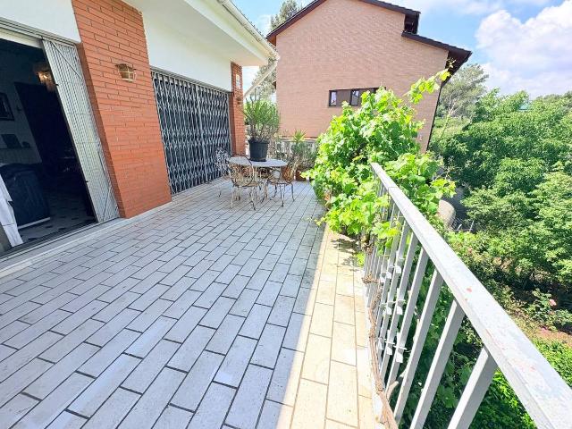 Casa chalet en Venta en Corbera de Llobregat
