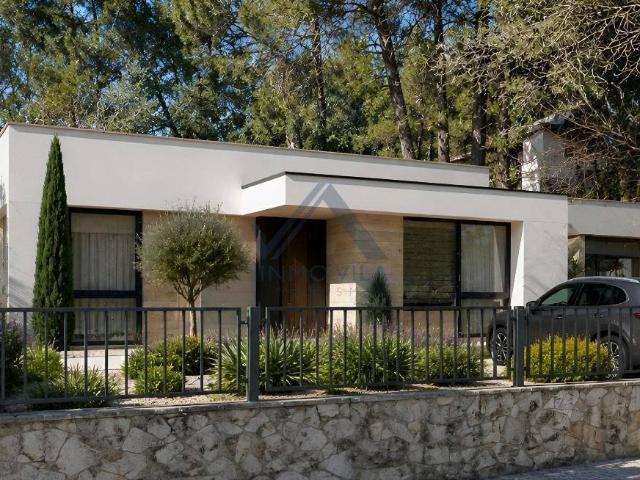Casa chalet en Venta en Corbera de Llobregat