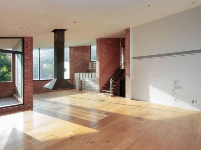 Casa chalet en Venta en Corbera de Llobregat