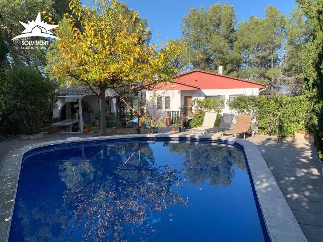 Casa chalet en Venta en Corbera de Llobregat