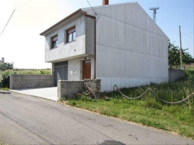 Casa chalet en Venta en Coristanco