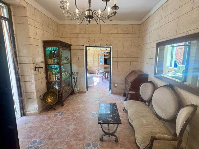 Casa chalet en Venta en Corrales del Vino