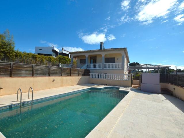 Casa chalet en Venta en Costa Cunit Els Jardins Els Rosers