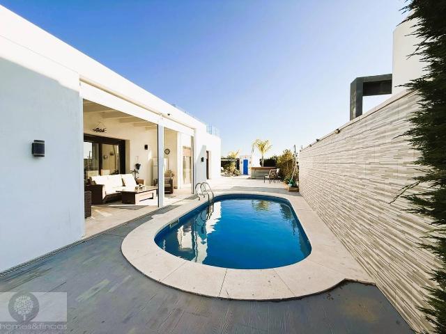 Casa chalet en Venta en Costa Esuri