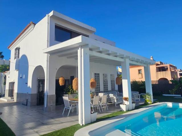 Casa chalet en Venta en Costa Esuri