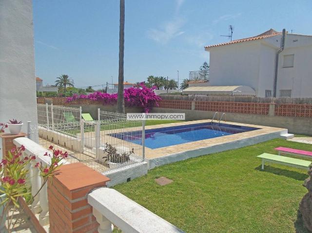 Casa chalet en Venta en Costa Norte