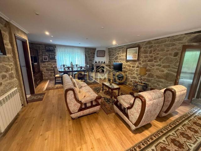Casa chalet en Venta en Cotobade