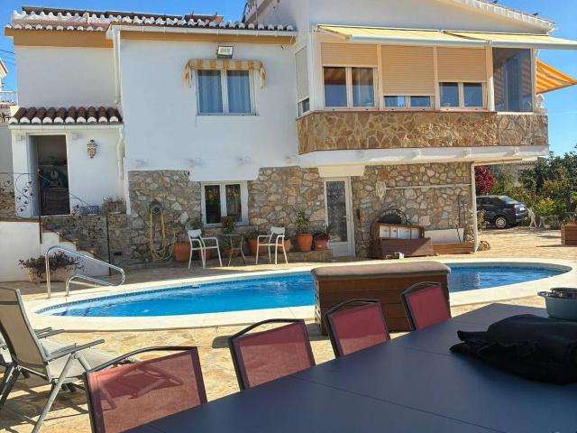 Casa chalet en Venta en Cotobro