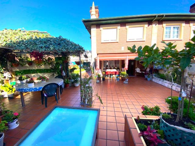 Casa chalet en Venta en Cotolino