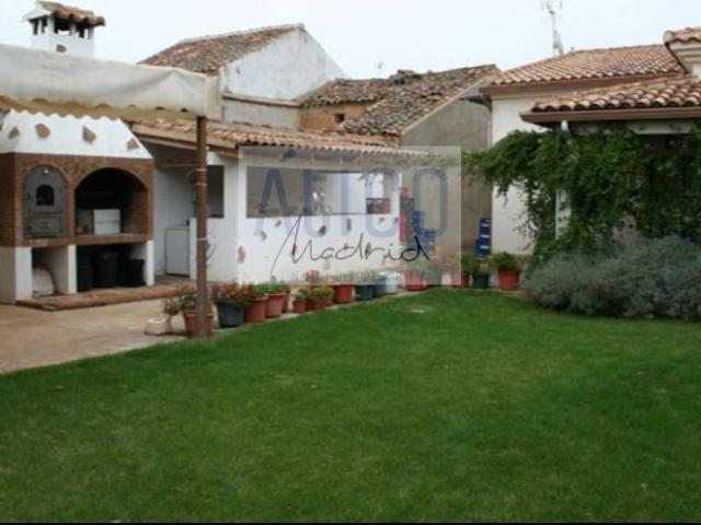 Casa chalet en Venta en Cózar