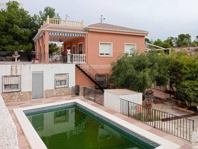 Casa chalet en Venta en Crevillent