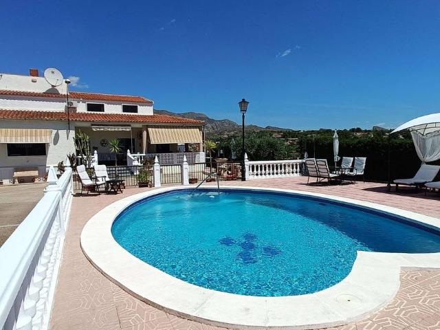 Casa chalet en Venta en Crevillent