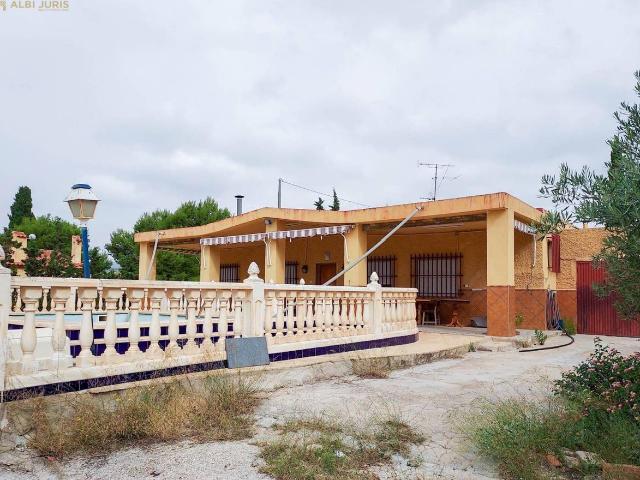 Casa chalet en Venta en Crevillent