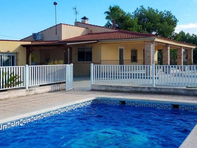 Casa chalet en Venta en Crevillent
