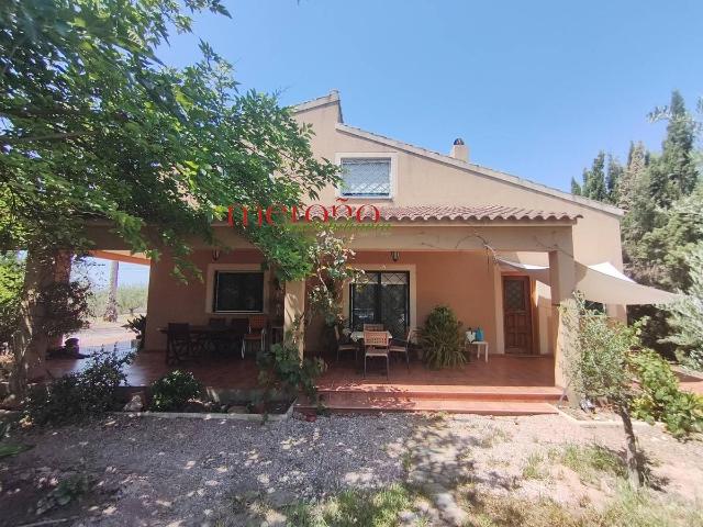 Casa chalet en Venta en Crevillent