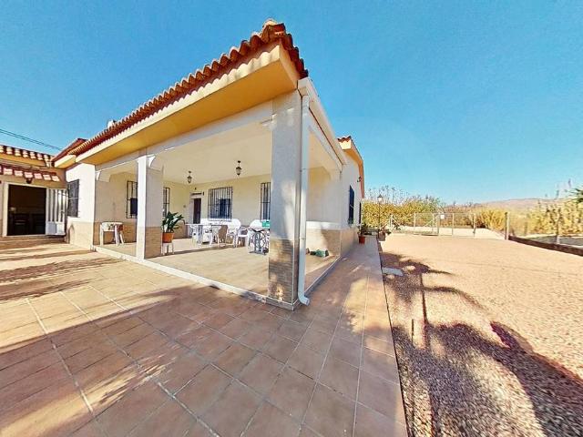 Casa chalet en Venta en Crevillent