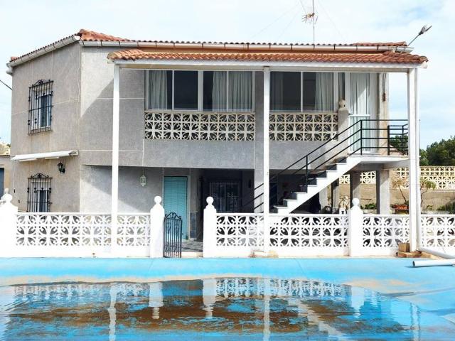 Casa chalet en Venta en Crevillent