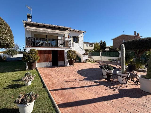 Casa chalet en Venta en Creixell