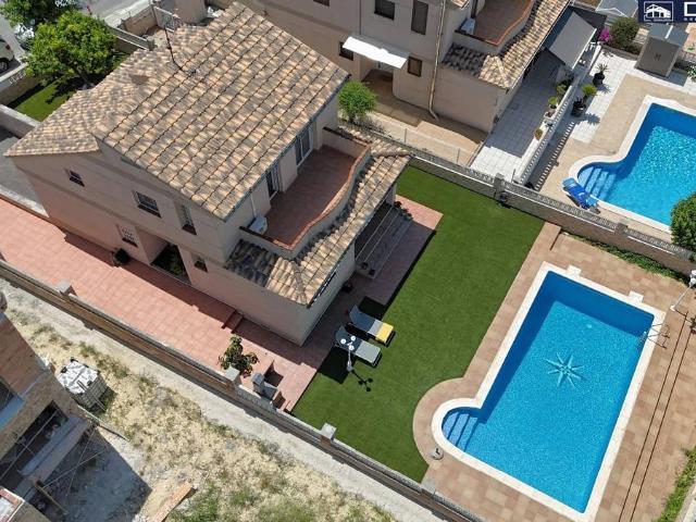 Casa chalet en Venta en Creixell