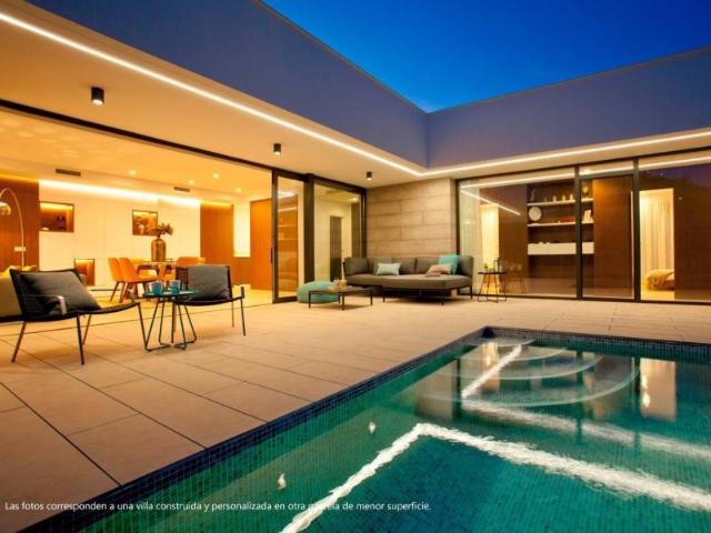 Casa chalet en Venta en Cumbre del Sol