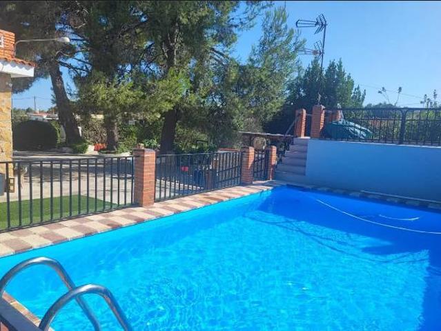 Casa chalet en Venta en Cumbres de Calicanto