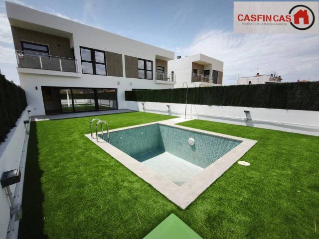 Casa chalet en Venta en Cunit Residencial