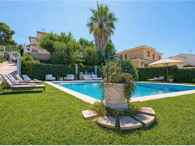 Casa chalet en Venta en Cunit Residencial