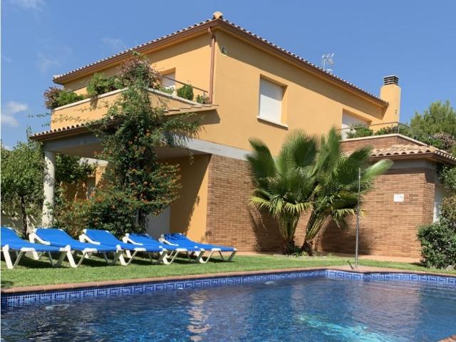 Casa Chalet en Venta en Cubelles Barcelona