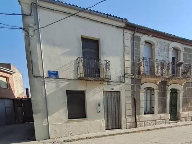 Casa chalet en Venta en Cuéllar