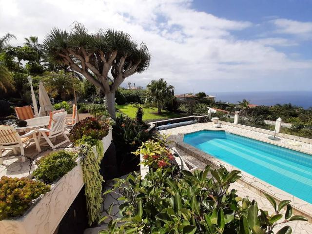 Casa chalet en Venta en Cuesta de la Villa