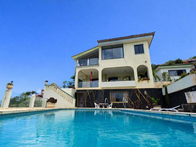 Casa chalet en Venta en Cuesta de la Villa
