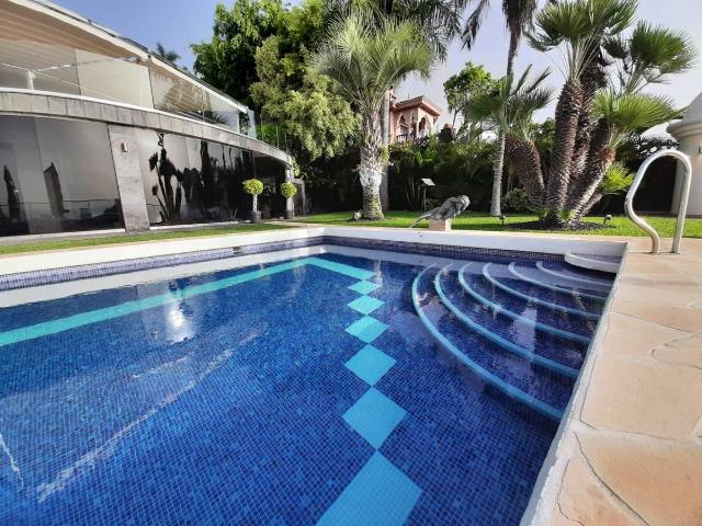 Casa chalet en Venta en Cuesta de la Villa