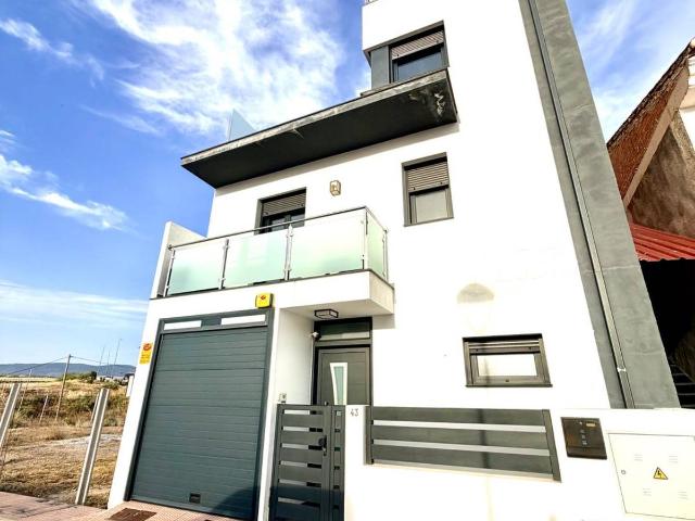 Casa chalet en Venta en Cúllar