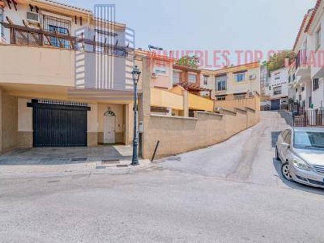 Casa chalet en Venta en Cúllar Vega