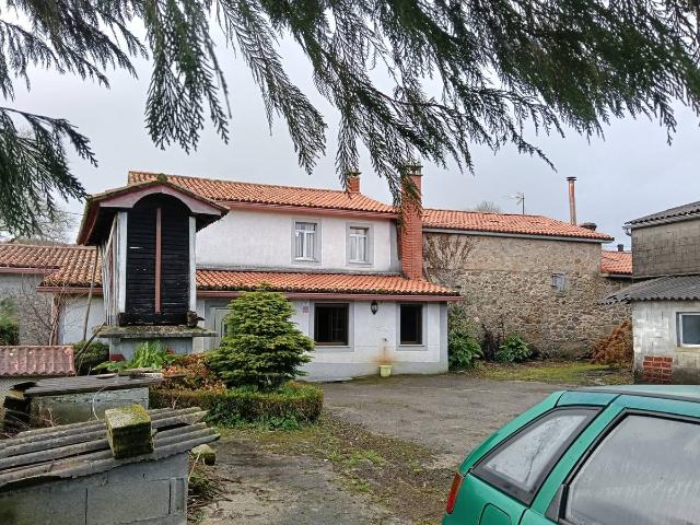 Casa chalet en Venta en Curtis