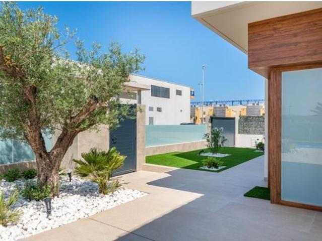 Casa Chalet en Venta en Dehesa De Campoamor Alicante