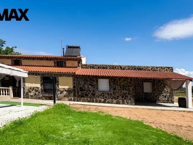Casa chalet en Venta en Dehesilla de Calamón Campomanes