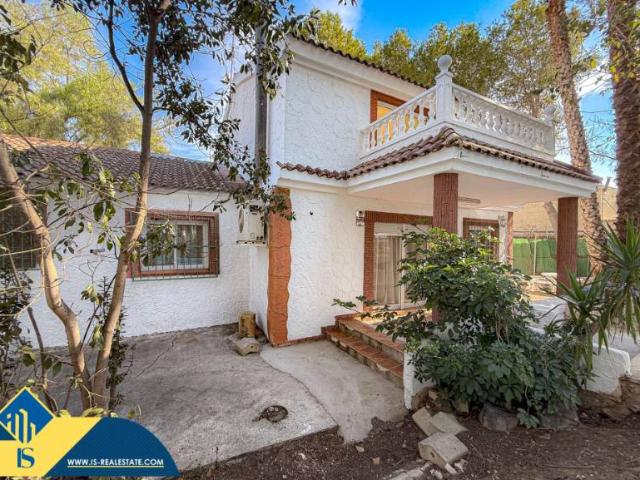 Casa chalet en Venta en Desamparados Hurchillo Torremendo