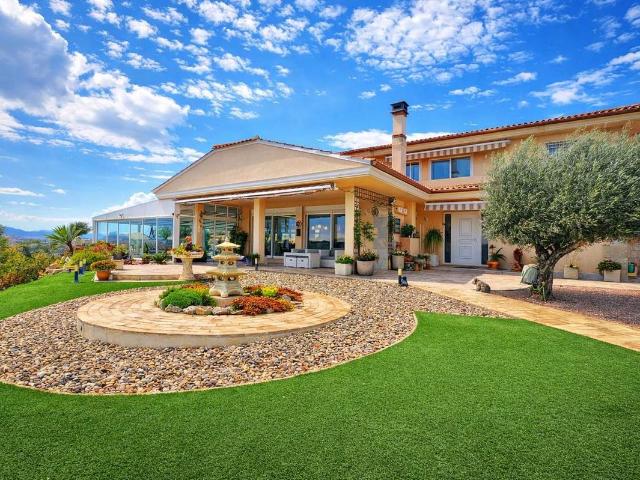 Casa chalet en Venta en Desamparados Hurchillo Torremendo
