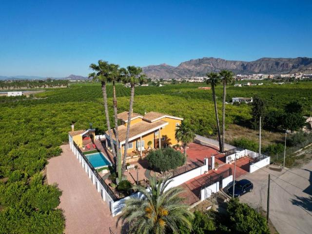Casa chalet en Venta en Desamparados Hurchillo Torremendo