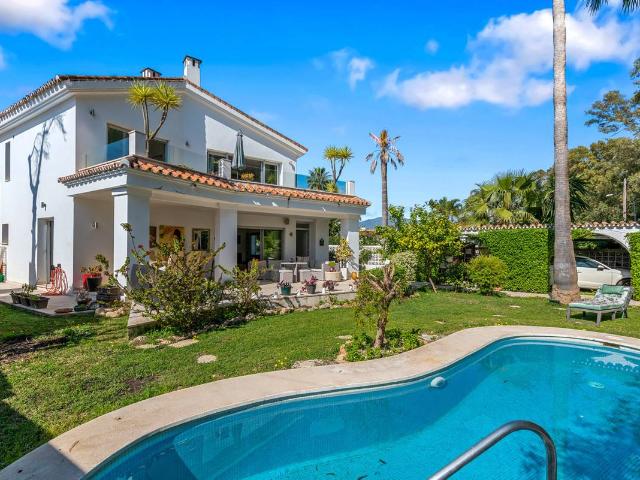 Casa chalet en Venta en Divina Pastora